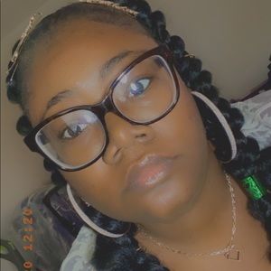 Meet your Posher, Sammell